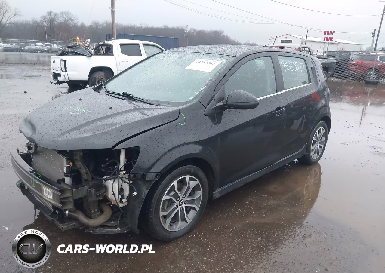 2020 Chevrolet Sonic Fwd Lt 5-Door VIN:1G1JD6SB9L4139270 - 2