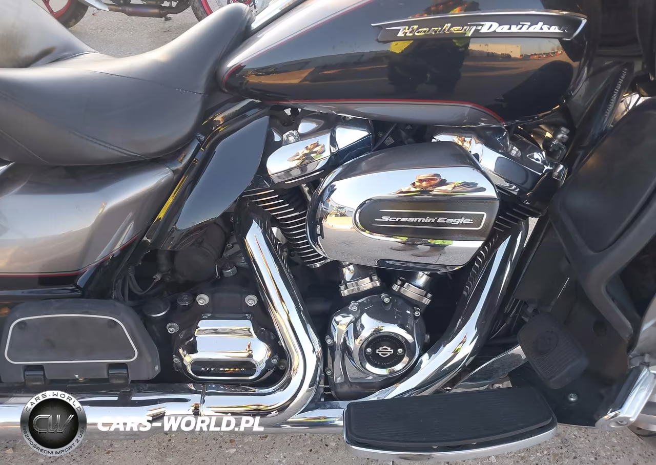 2017 Harley-Davidson Fltru VIN:1HD1KGD1XHB694978 - 8