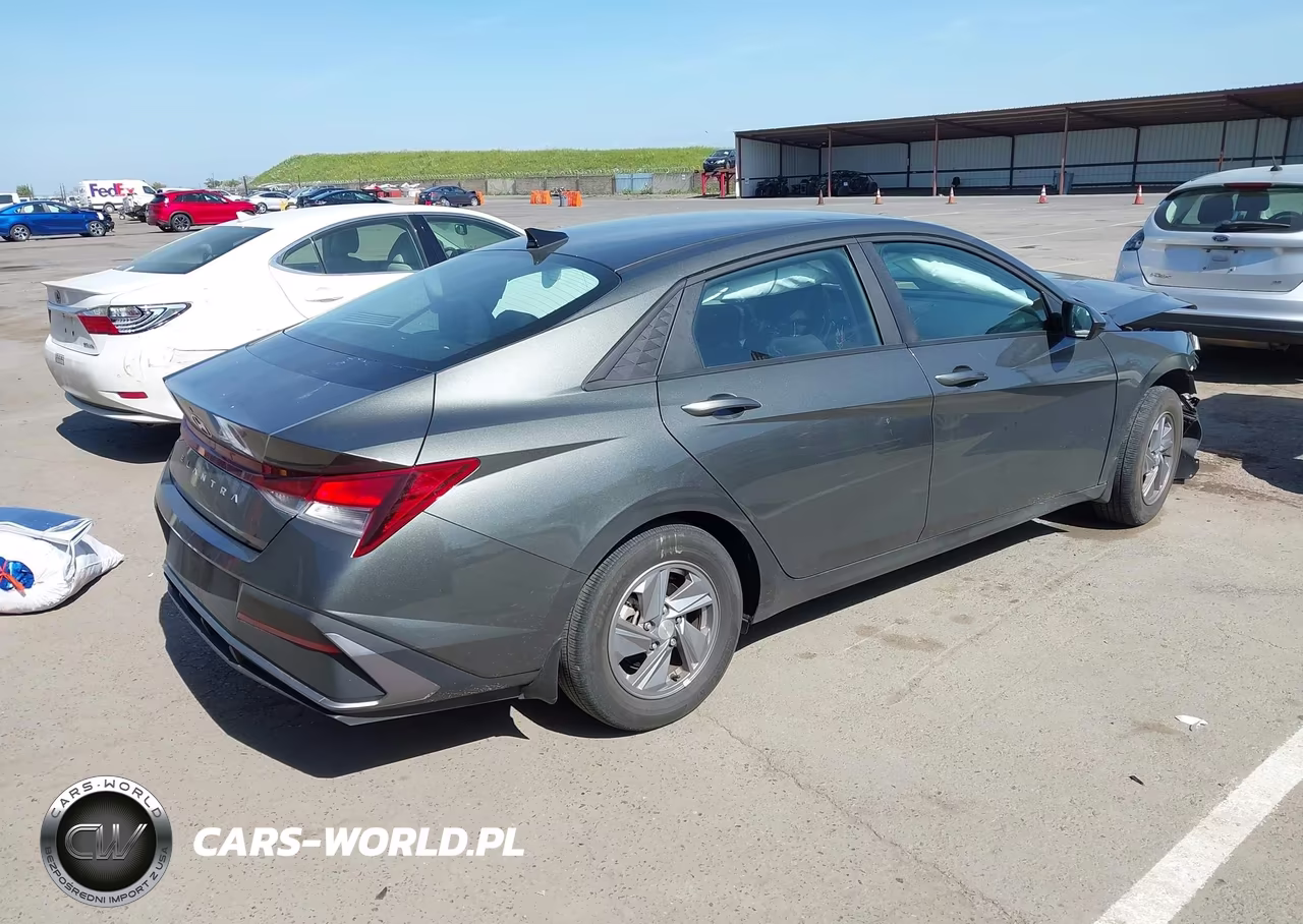2024 Hyundai Elantra Se VIN:KMHLL4DG7RU776663 - 4