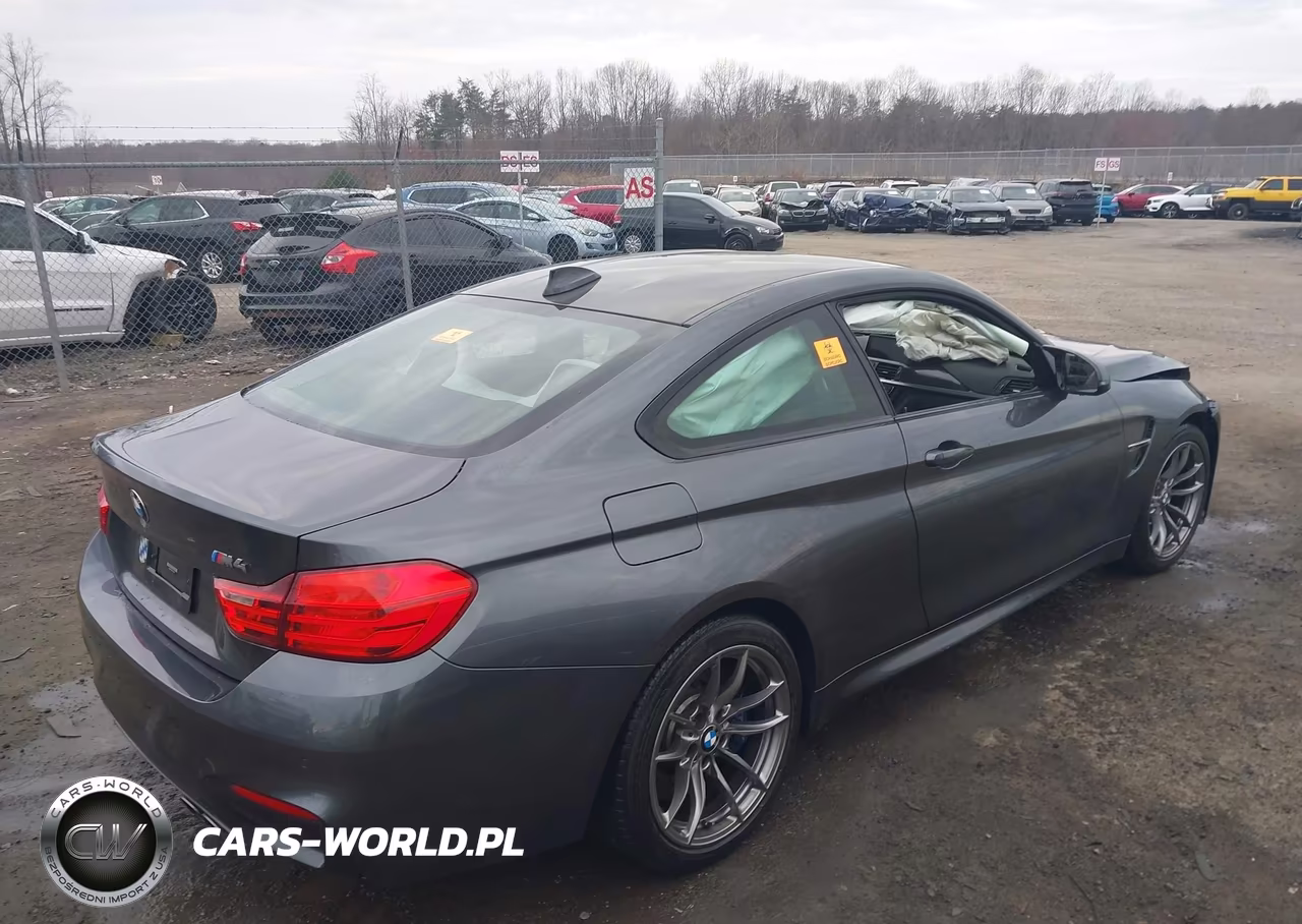 2015 BMW M4 VIN:WBS3R9C52FK331456 - 4