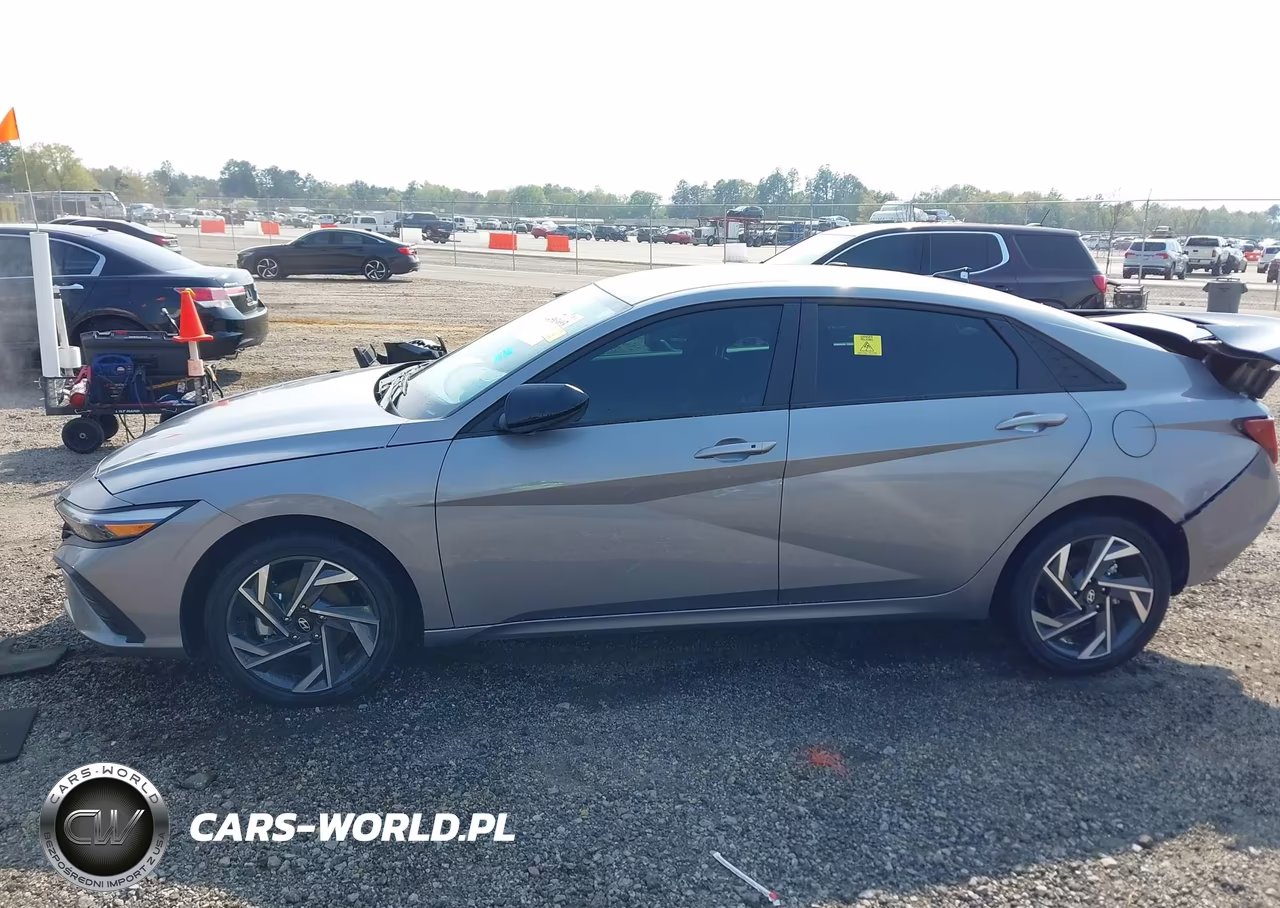 2025 Hyundai Elantra Hybrid Sel Sport VIN:KMHLM4DJ2SU157418 - 15