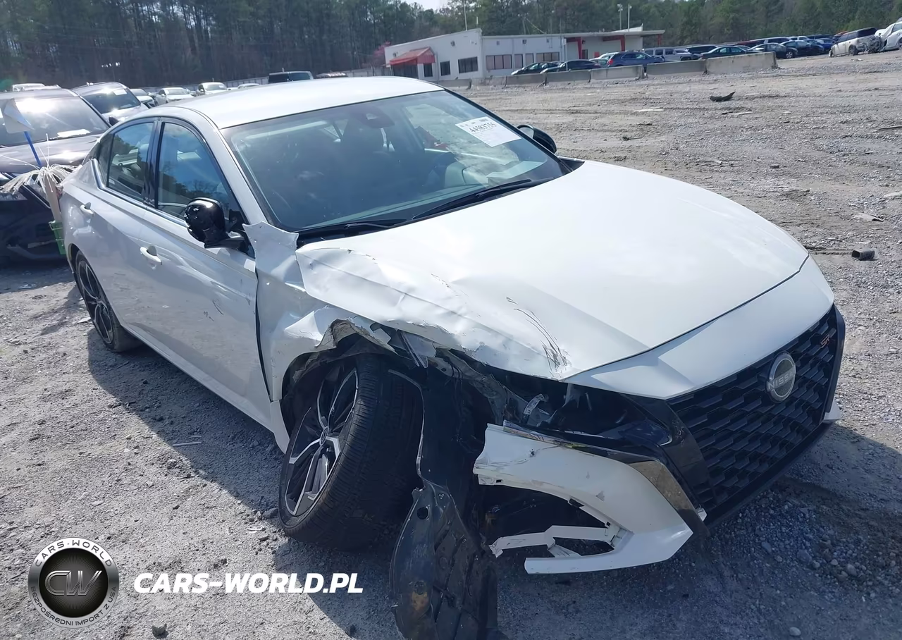 2023 Nissan Altima Sr Fwd