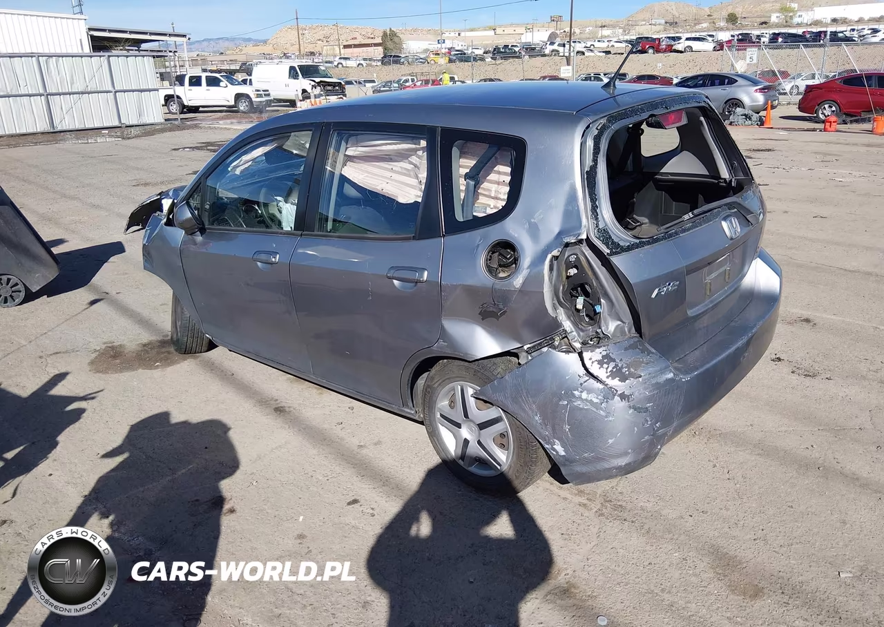 2008 Honda Fit VIN:JHMGD38498S034402 - 3
