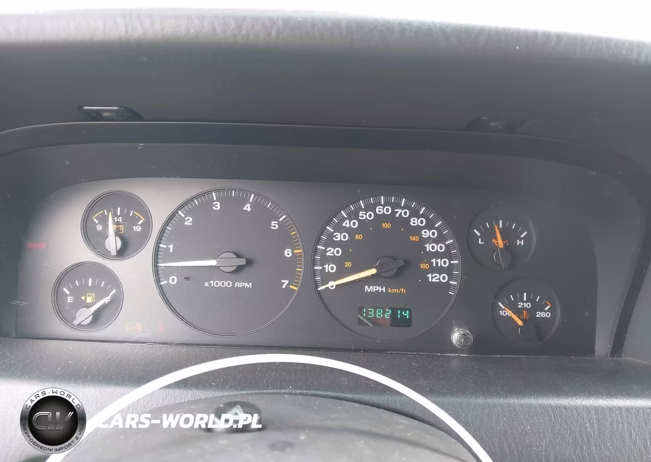 2004 Jeep Grand Cherokee Laredo VIN:1J4GW48S04C305894 - 7