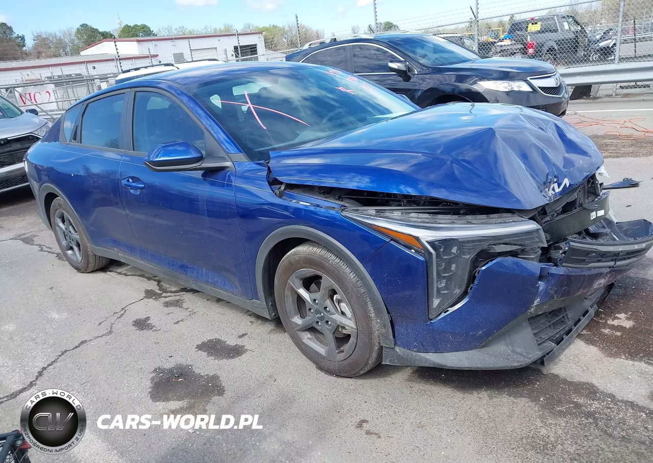 2025 Kia K4 Lxs