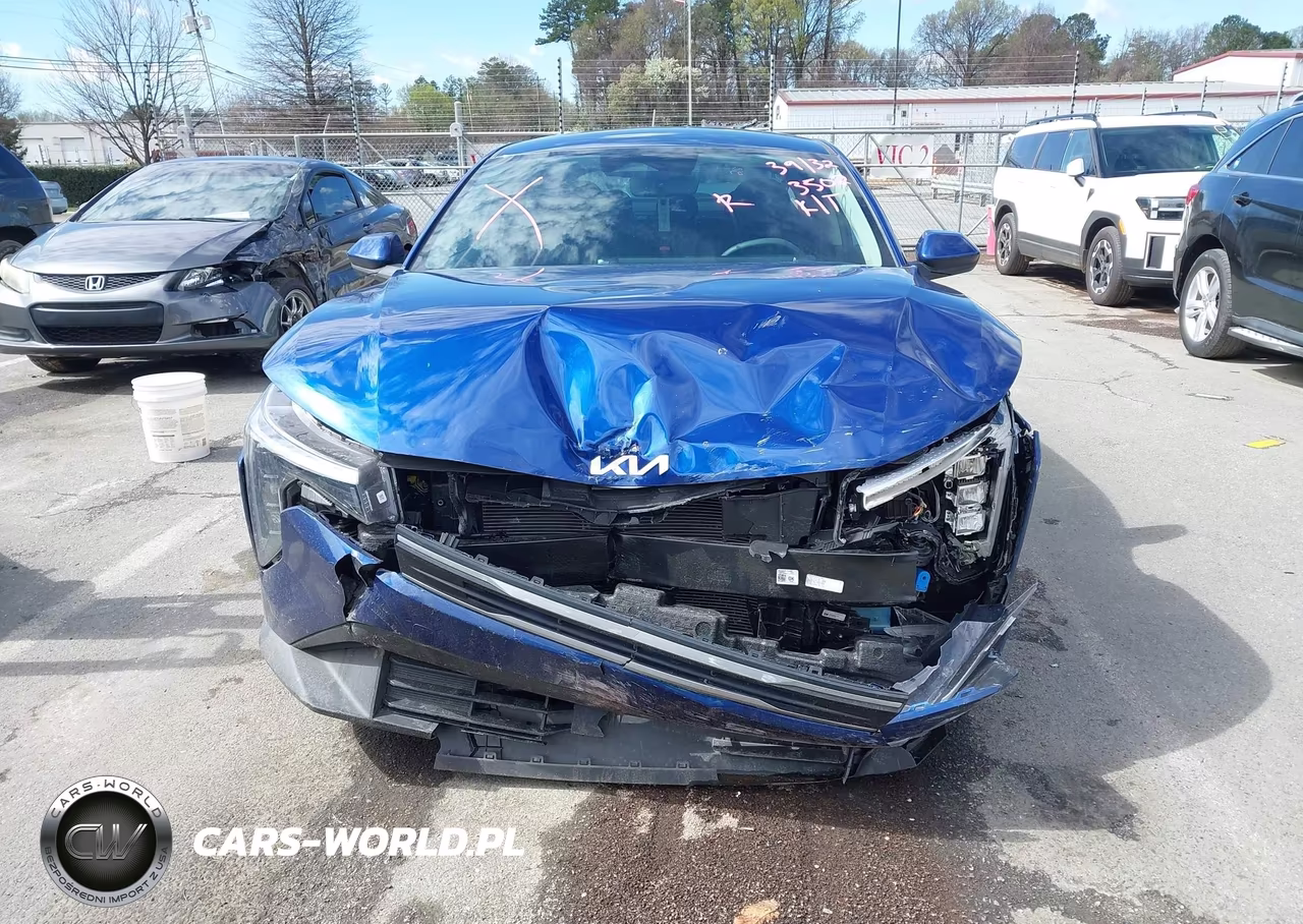 2025 Kia K4 Lxs VIN:3KPFT4DE7SE153502 - 12