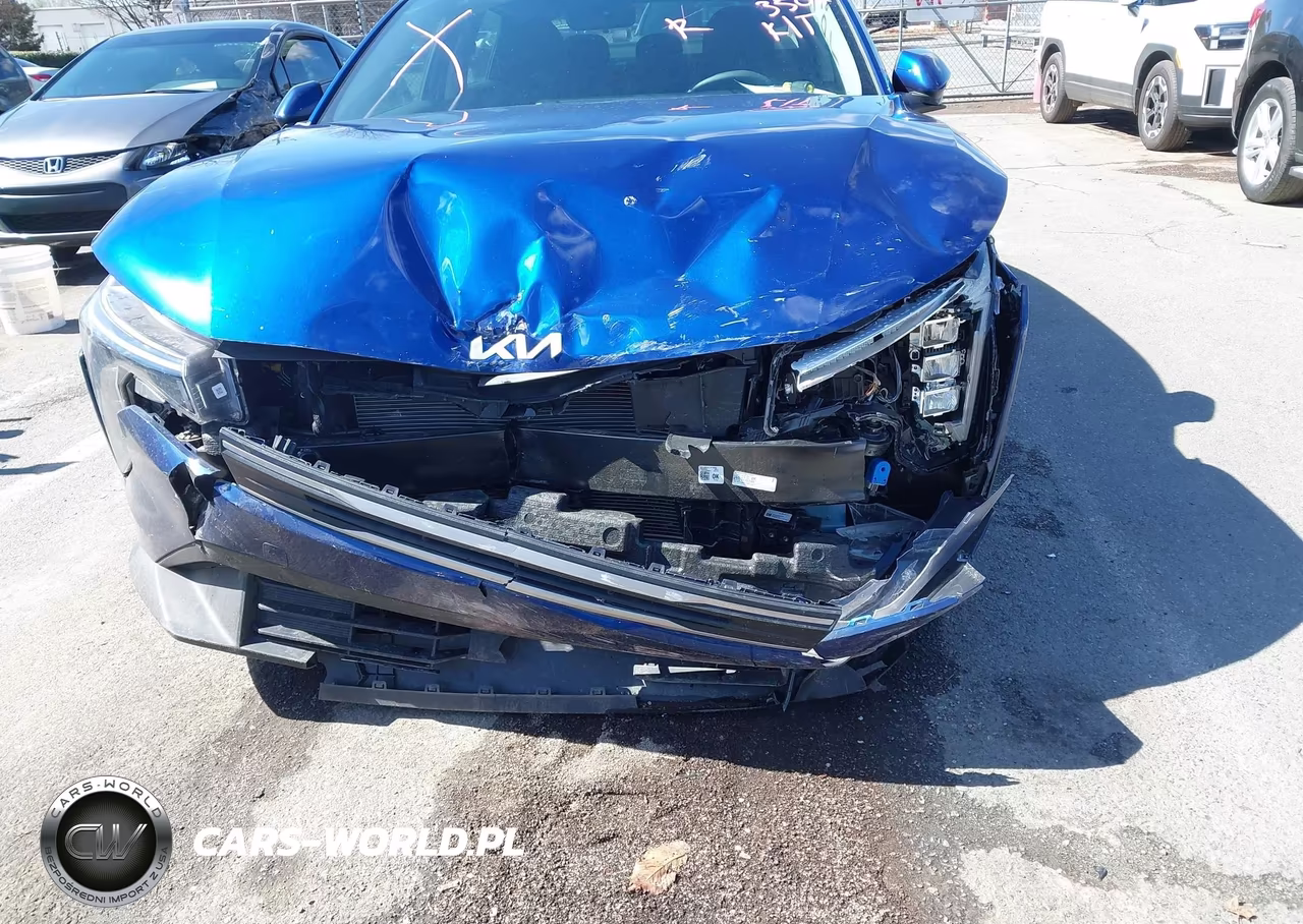 2025 Kia K4 Lxs VIN:3KPFT4DE7SE153502 - 6