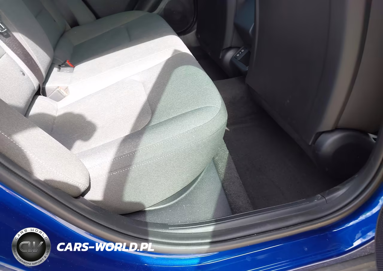 2025 Kia K4 Lxs VIN:3KPFT4DE7SE153502 - 8