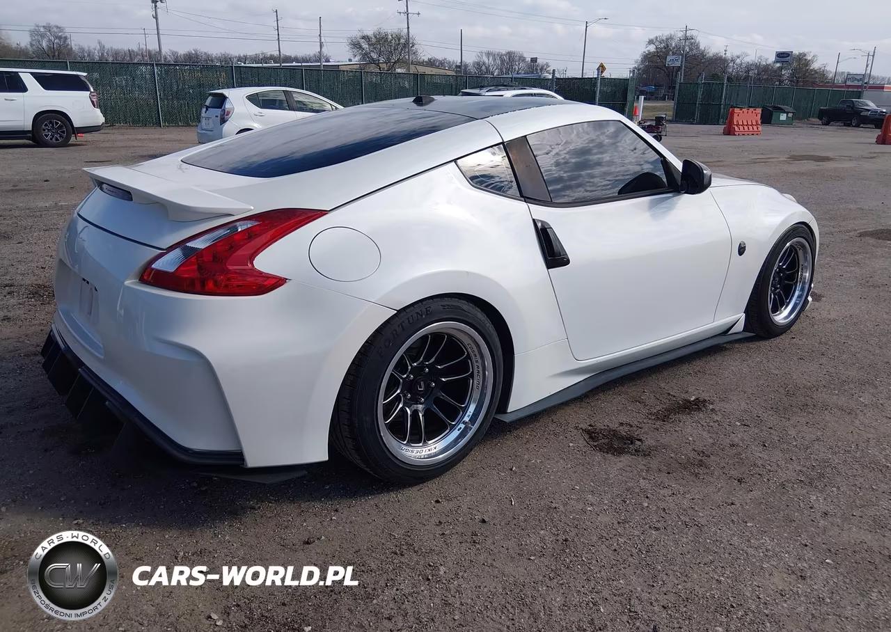 2012 Nissan 370Z Touring VIN:JN1AZ4EH2CM561462 - 4