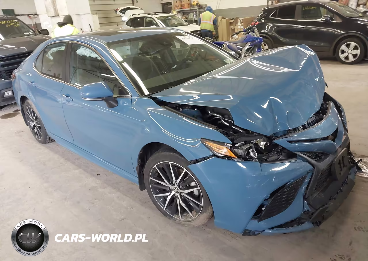2023 Toyota Camry Se