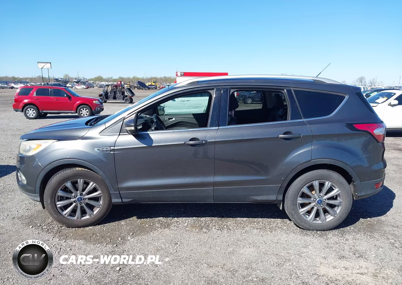 2017 Ford Escape Titanium VIN:1FMCU0J91HUF06757 - 14