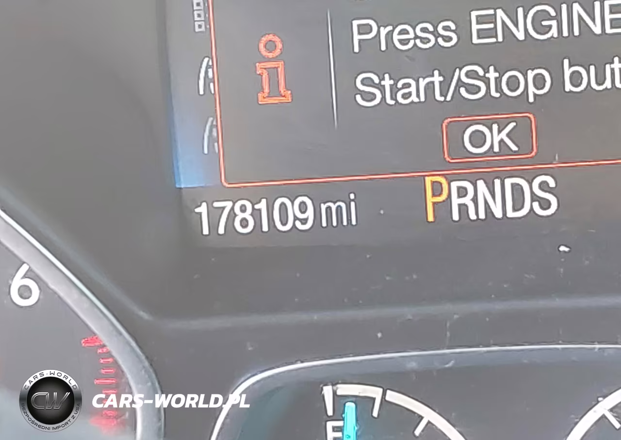2017 Ford Escape Titanium VIN:1FMCU0J91HUF06757 - 15
