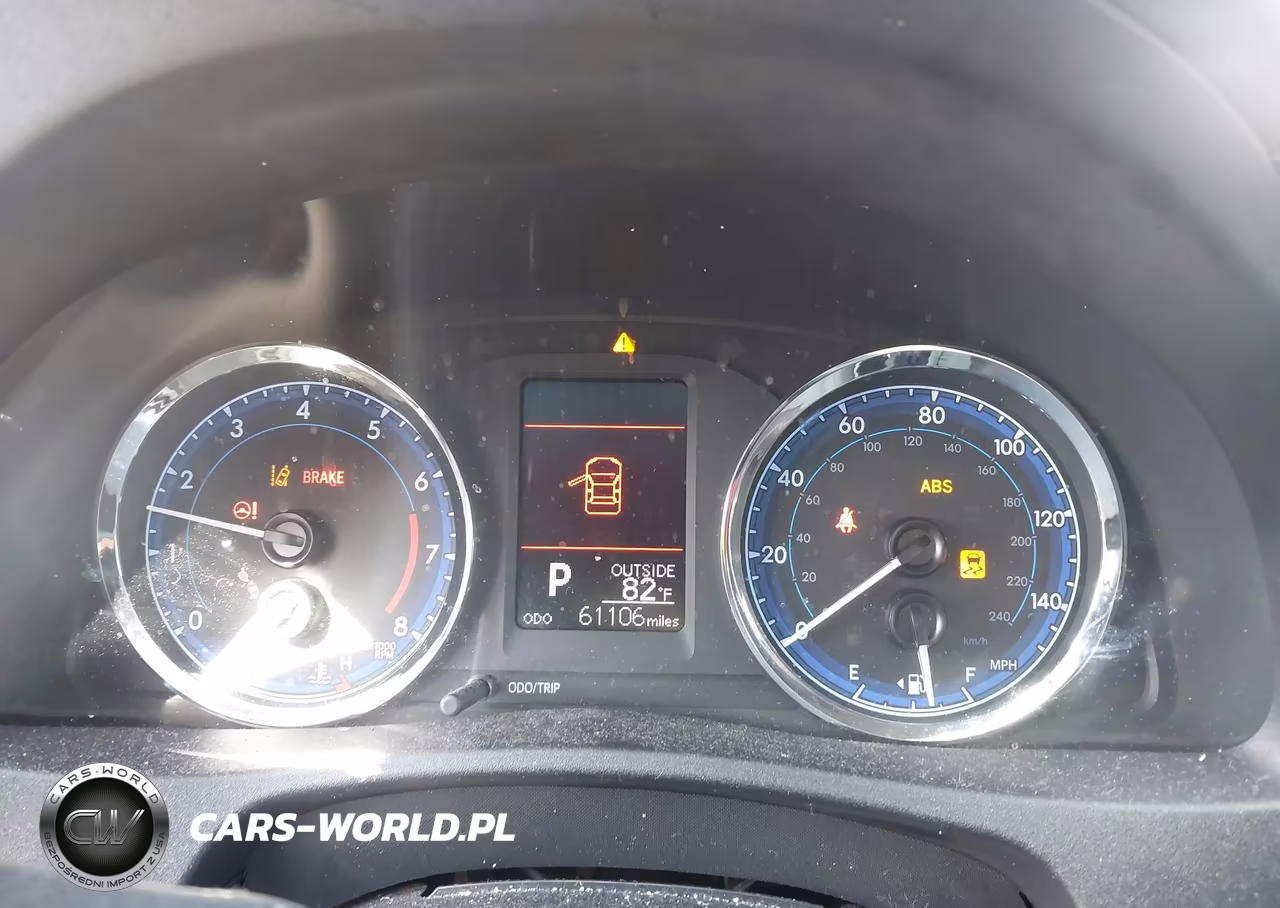 2018 Toyota Corolla Le VIN:2T1BURHE5JC062874 - 7