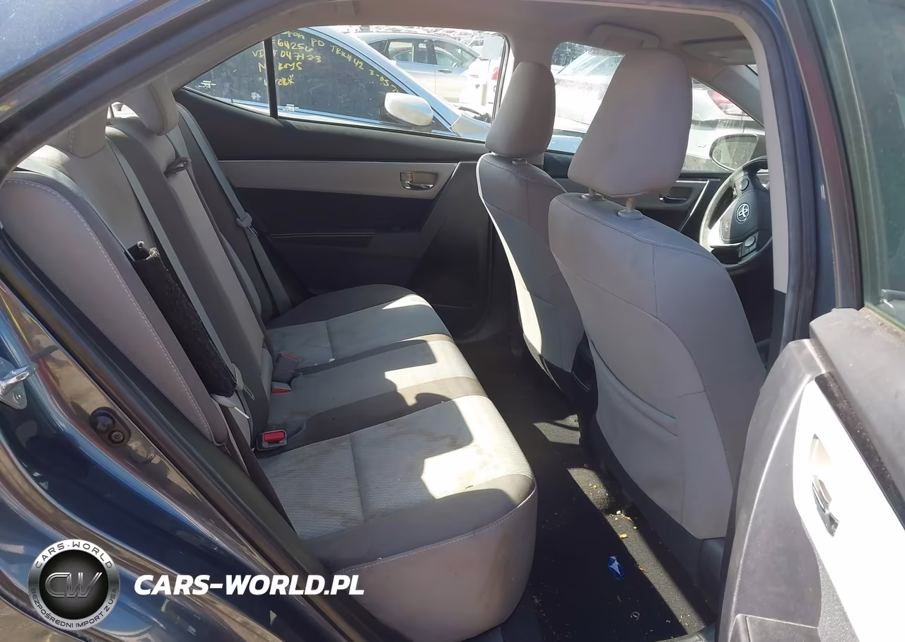 2018 Toyota Corolla Le VIN:2T1BURHE5JC062874 - 8