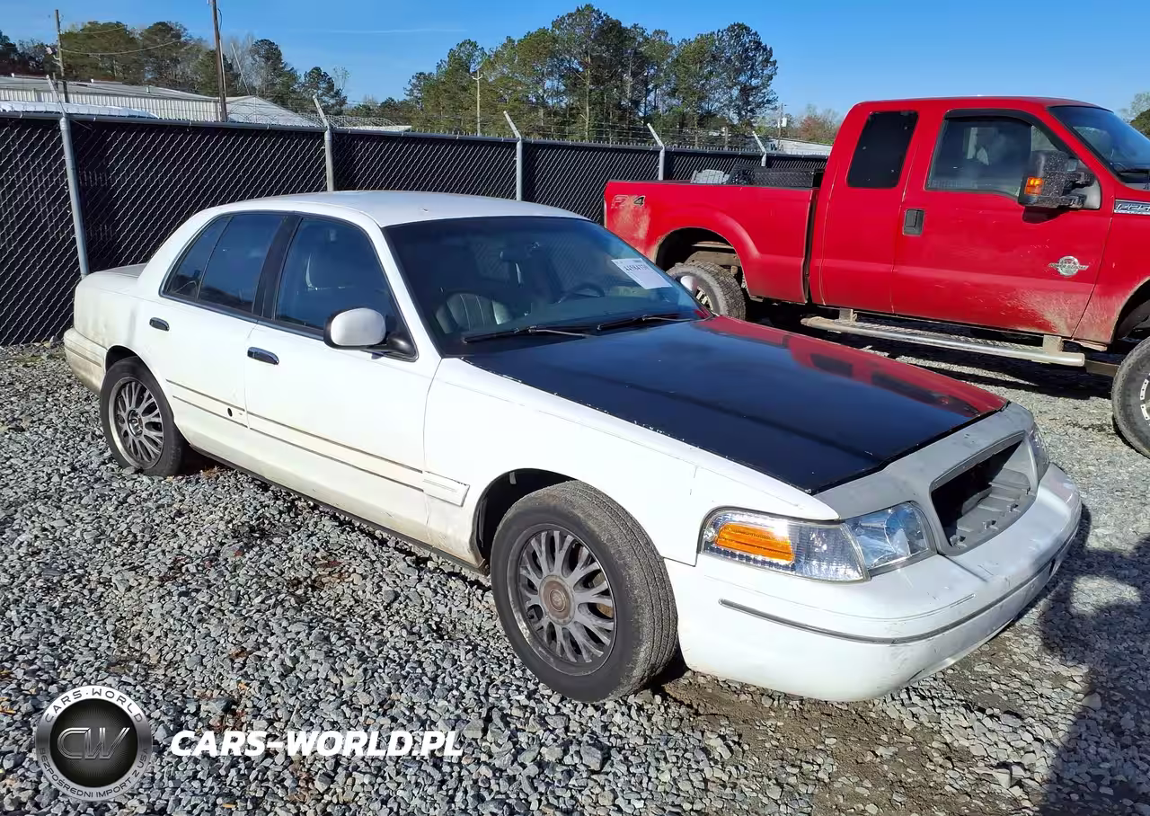 2003 Ford Crown Victoria Lx