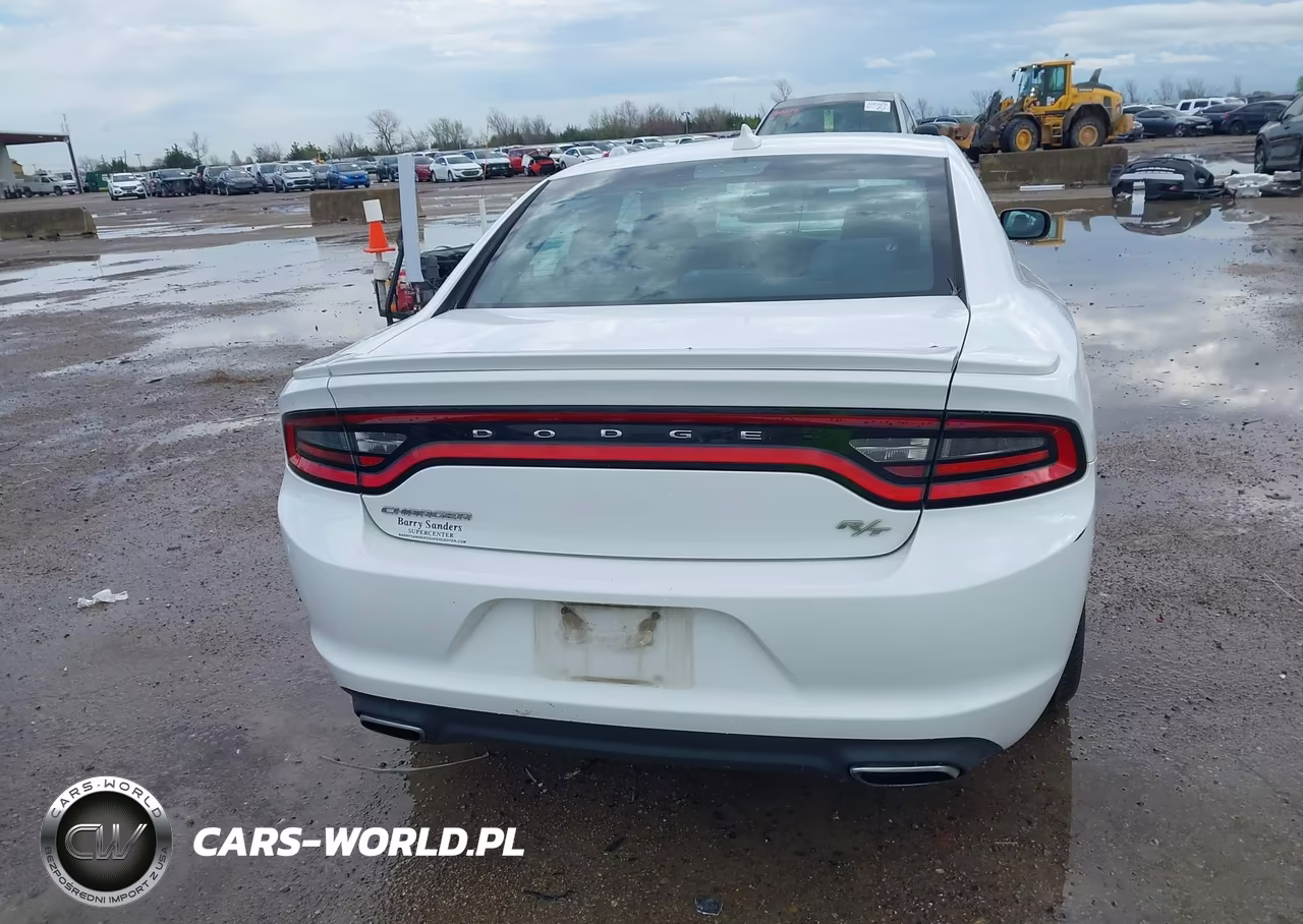 2016 Dodge Charger R-T VIN:2C3CDXCT6GH352137 - 16