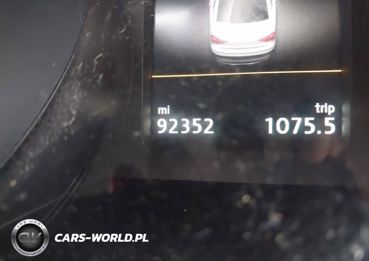 2019 Volkswagen Passat 2.0T Wolfsburg Edition VIN:1VWLA7A36KC012468 - 16