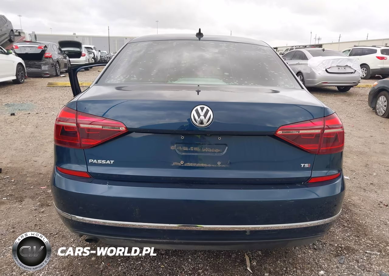 2019 Volkswagen Passat 2.0T Wolfsburg Edition VIN:1VWLA7A36KC012468 - 17