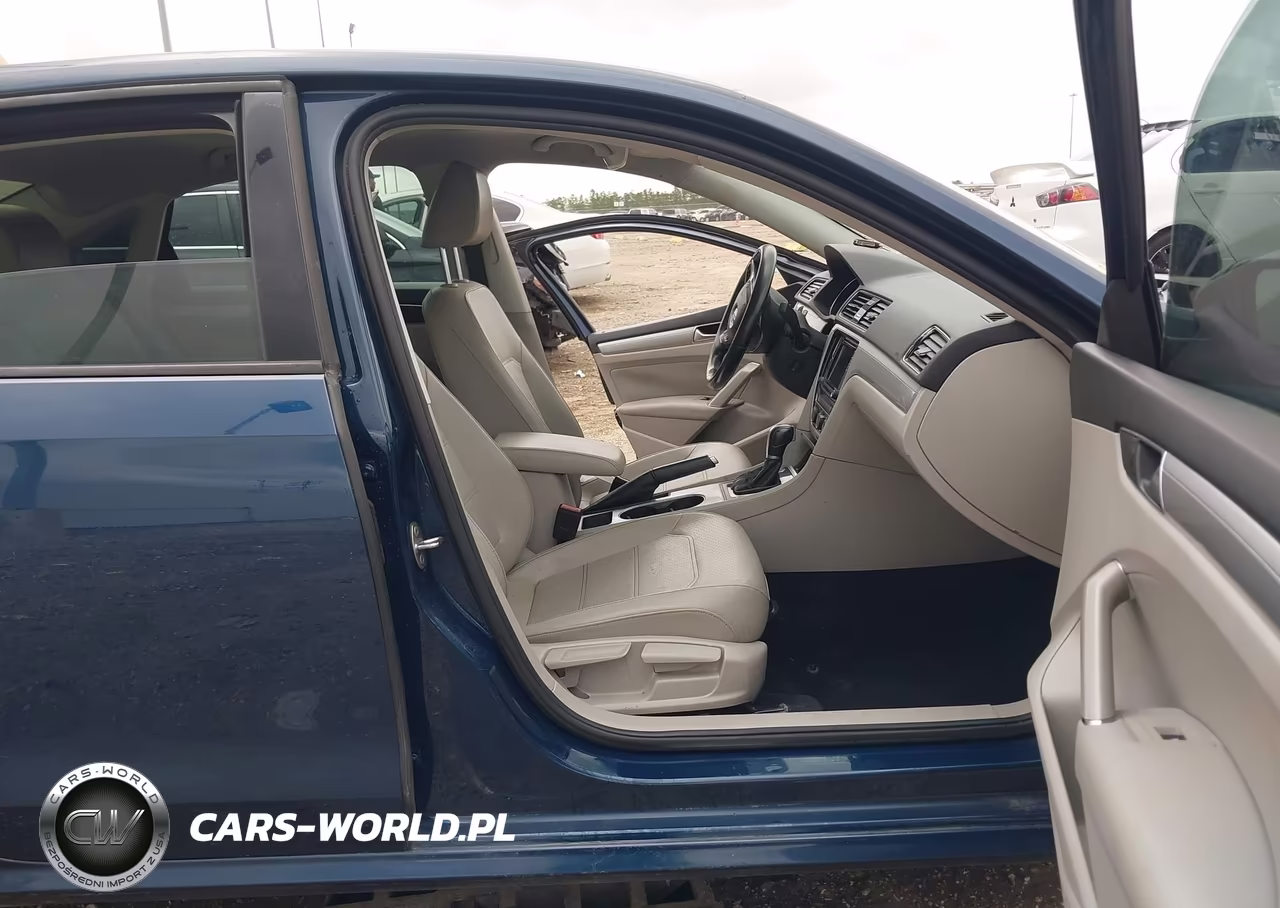 2019 Volkswagen Passat 2.0T Wolfsburg Edition VIN:1VWLA7A36KC012468 - 19