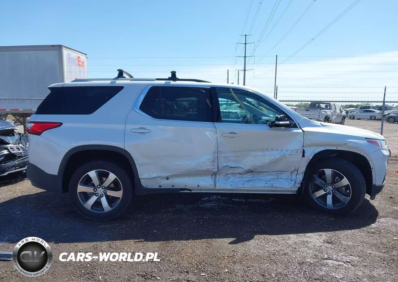 2018 Chevrolet Traverse 3Lt VIN:1GNERHKW5JJ103025 - 14