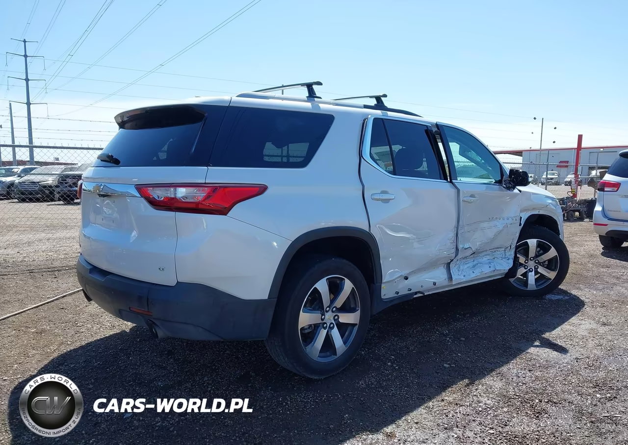 2018 Chevrolet Traverse 3Lt VIN:1GNERHKW5JJ103025 - 4