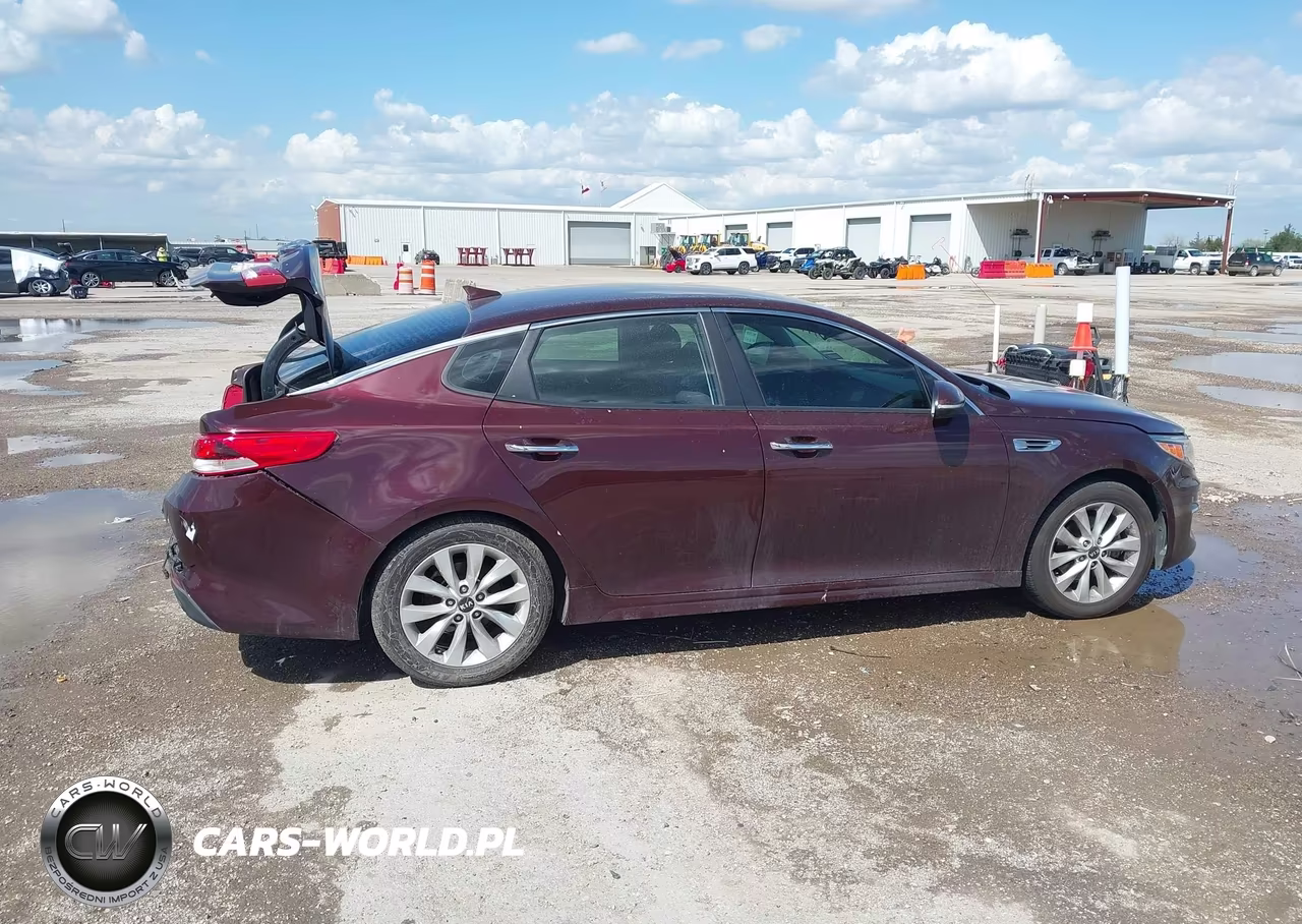 2018 Kia Optima Lx VIN:5XXGT4L30JG273734 - 13