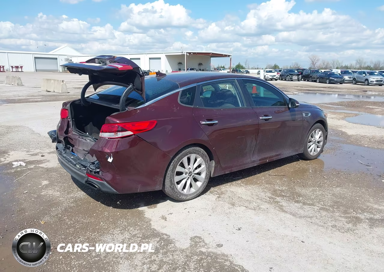 2018 Kia Optima Lx VIN:5XXGT4L30JG273734 - 4