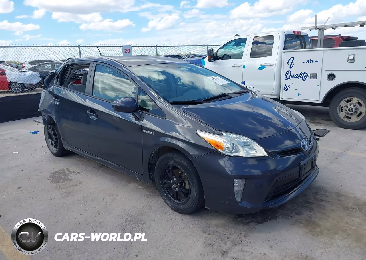 2014 Toyota Prius Three