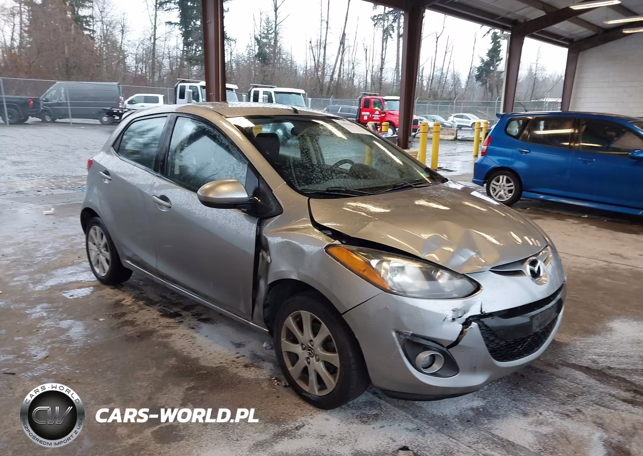 2013 Mazda Mazda2 Touring