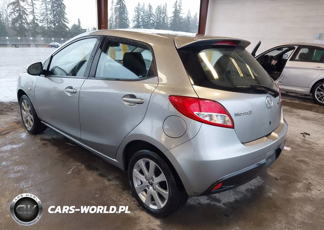 2013 Mazda Mazda2 Touring VIN:JM1DE1LZ5D0156379 - 3