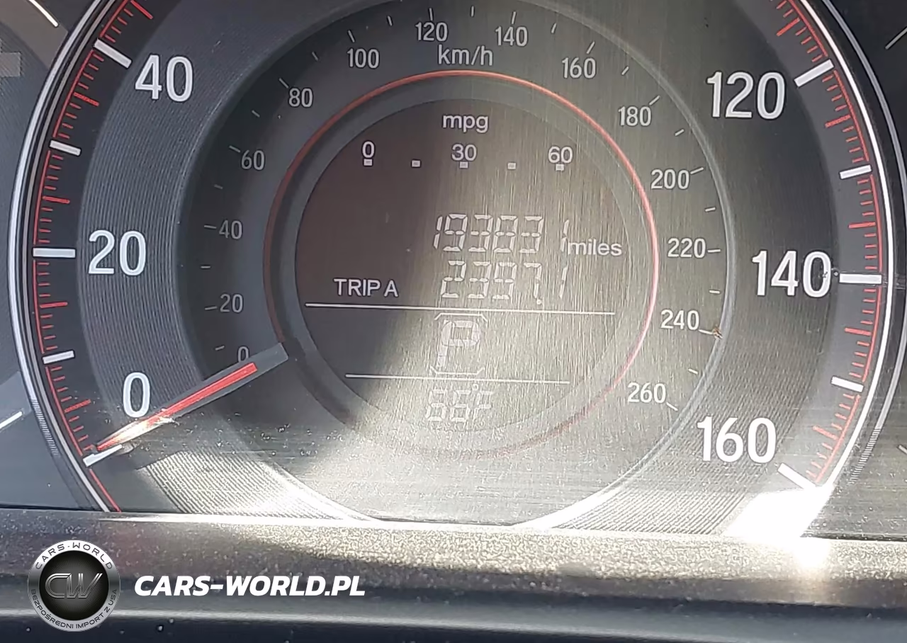 2016 Honda Accord Sport VIN:1HGCR2F54GA028889 - 15