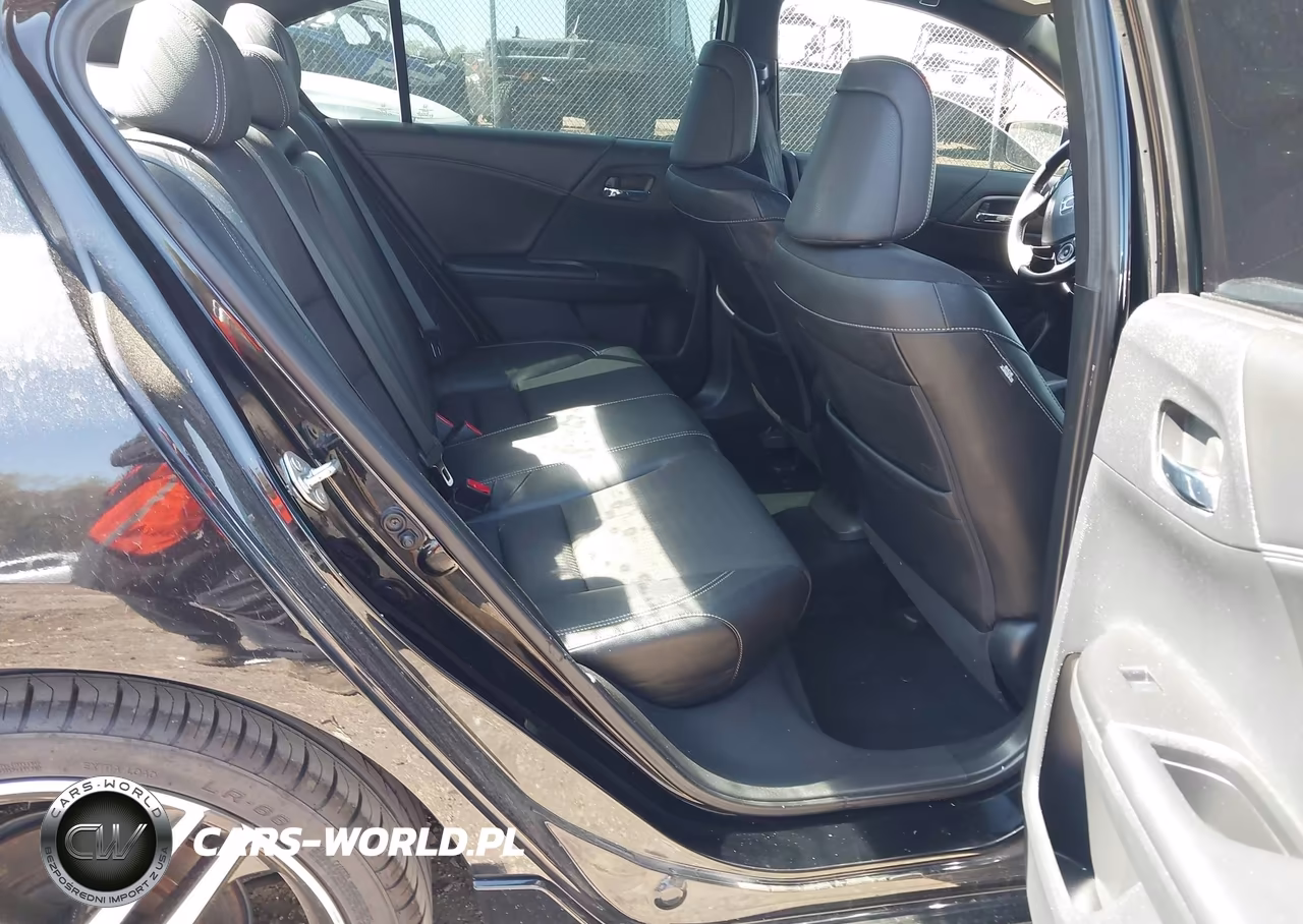 2016 Honda Accord Sport VIN:1HGCR2F54GA028889 - 8