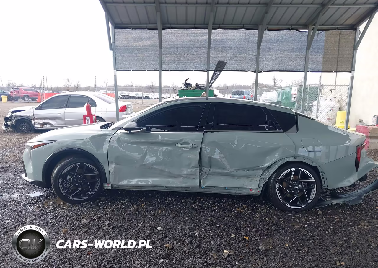 2025 Kia K4 Gt-Line VIN:3KPFW4DE1SE087200 - 15