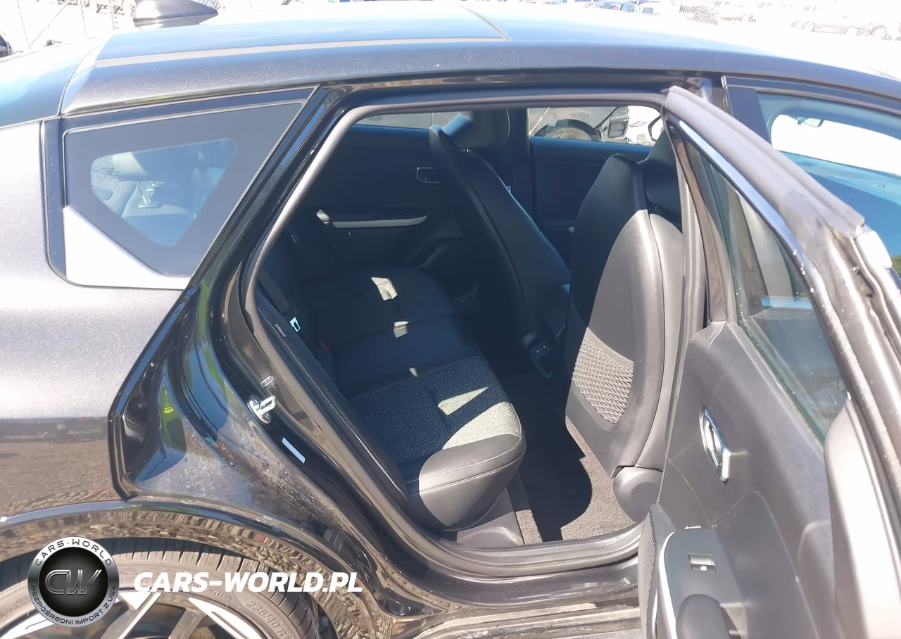 2025 Kia K4 Gt-Line VIN:3KPFW4DE6SE249306 - 8