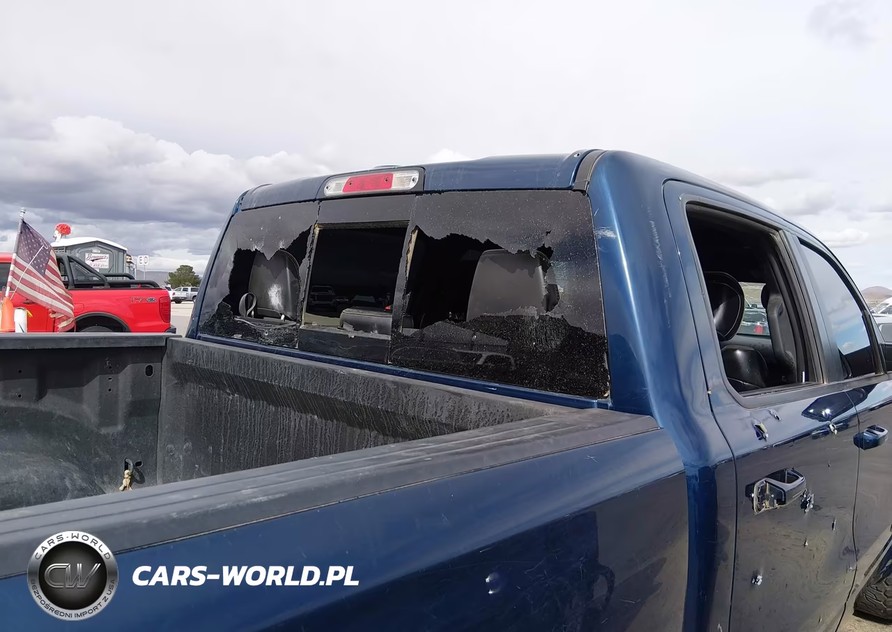 2022 Ram 1500 Laramie 4X4 5'7 Box VIN:1C6SRFJT4NN206255 - 17