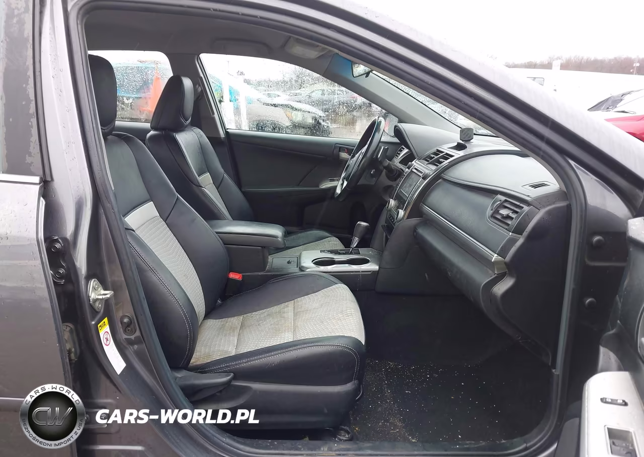 2014 Toyota Camry Se VIN:4T1BF1FK1EU334443 - 5