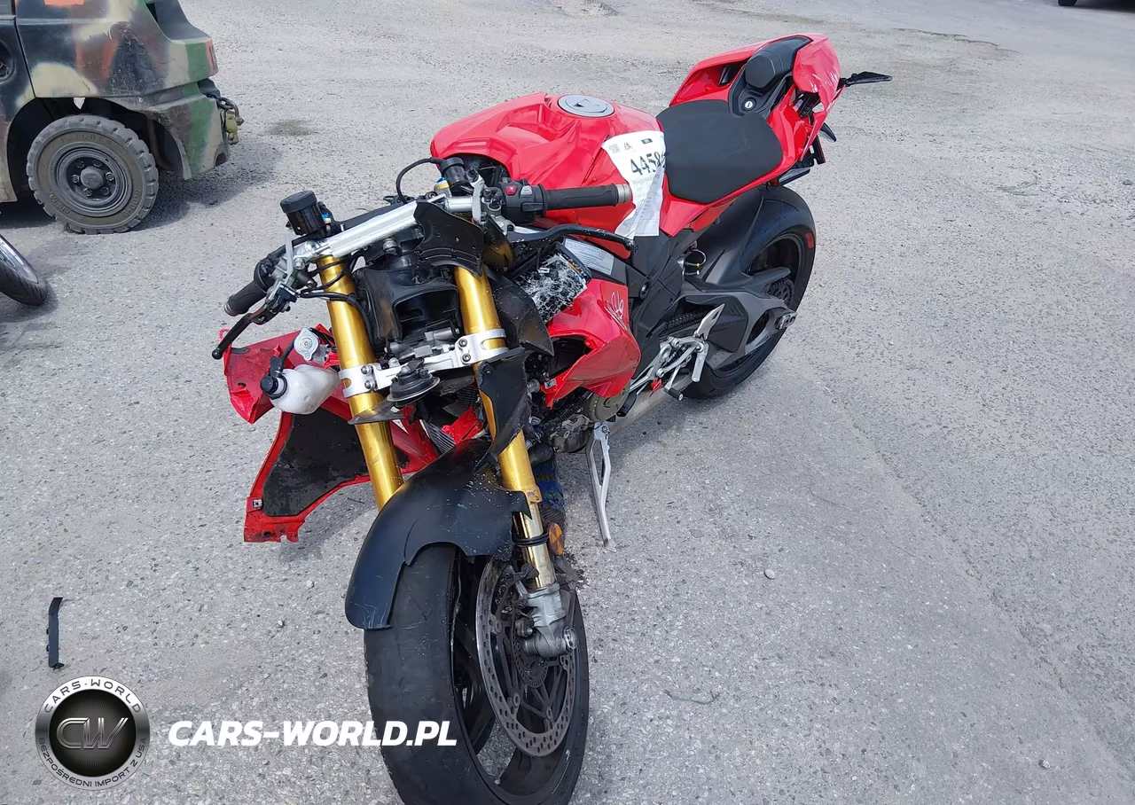 2025 Ducati Panigale V4-V4S VIN:ZDMDAG6W6SB004438 - 2
