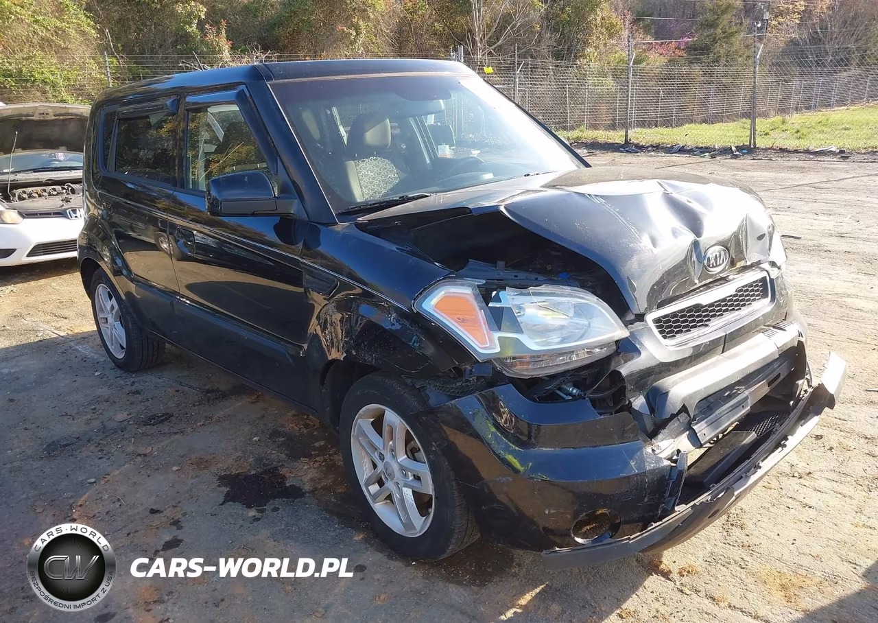 2010 Kia Soul +