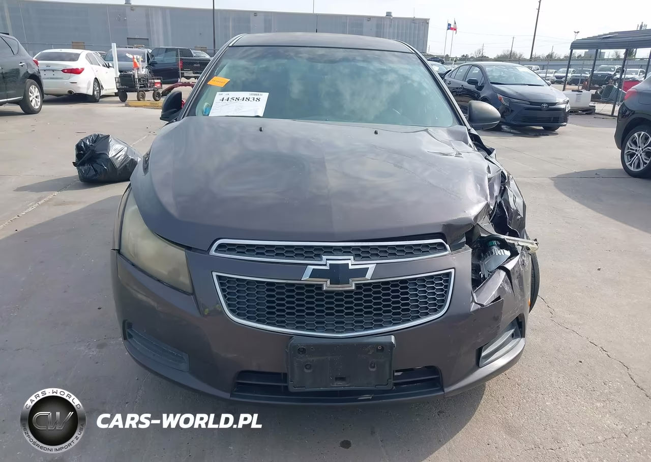 2011 Chevrolet Cruze Ls VIN:1G1PC5SH4B7218094 - 12