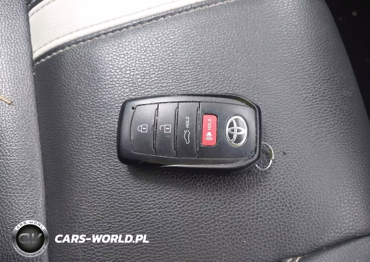 2025 Toyota Camry Se VIN:4T1DBADK9SU500940 - 11