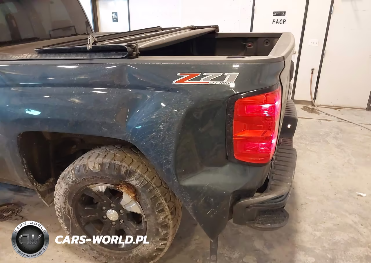 2017 Chevrolet Silverado 1500 2Lt VIN:1GCVKREC1HZ374745 - 6