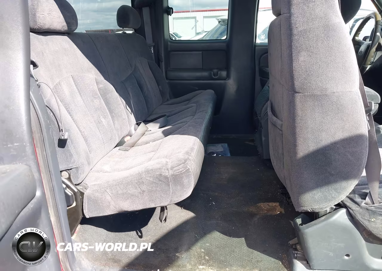 2000 Chevrolet Silverado 1500 Ls VIN:2GCEC19T7Y1259309 - 8