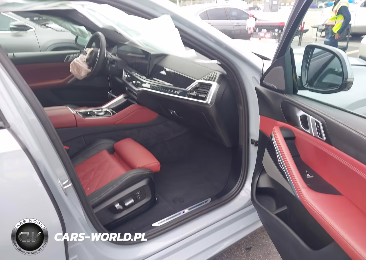 2025 BMW X6 xDrive40I VIN:5UX33EX04S9X58296 - 5