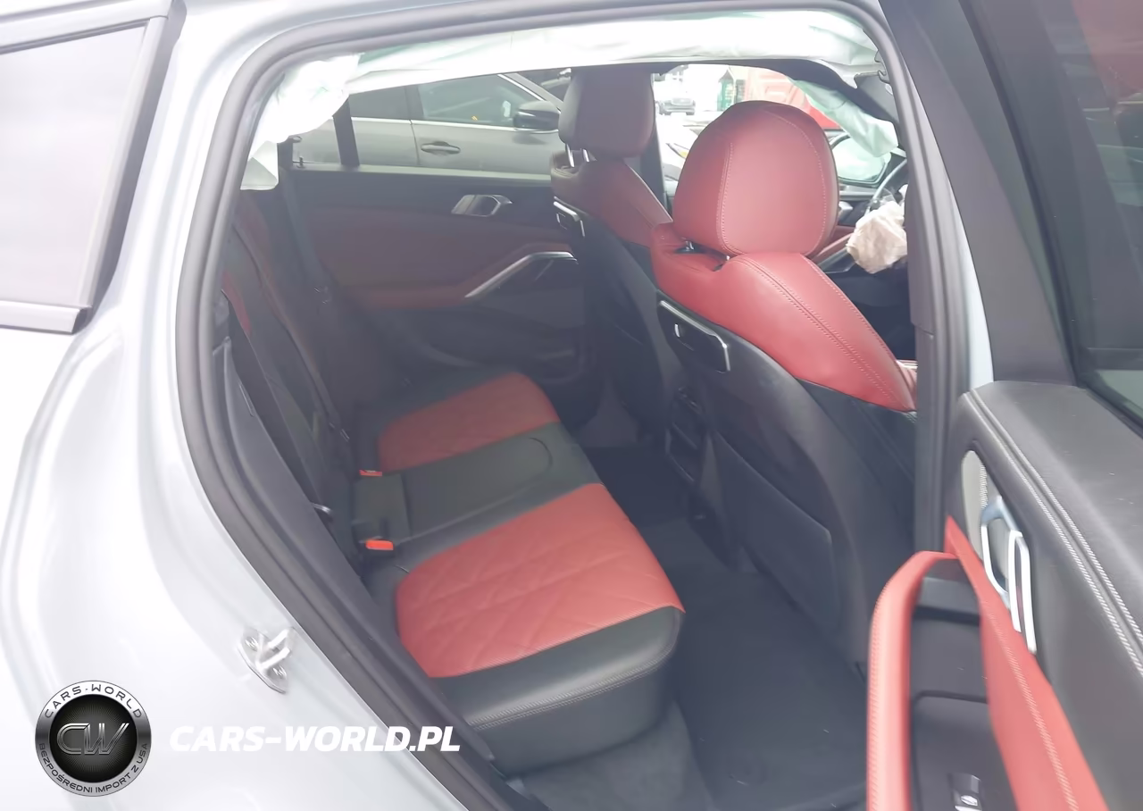 2025 BMW X6 xDrive40I VIN:5UX33EX04S9X58296 - 8