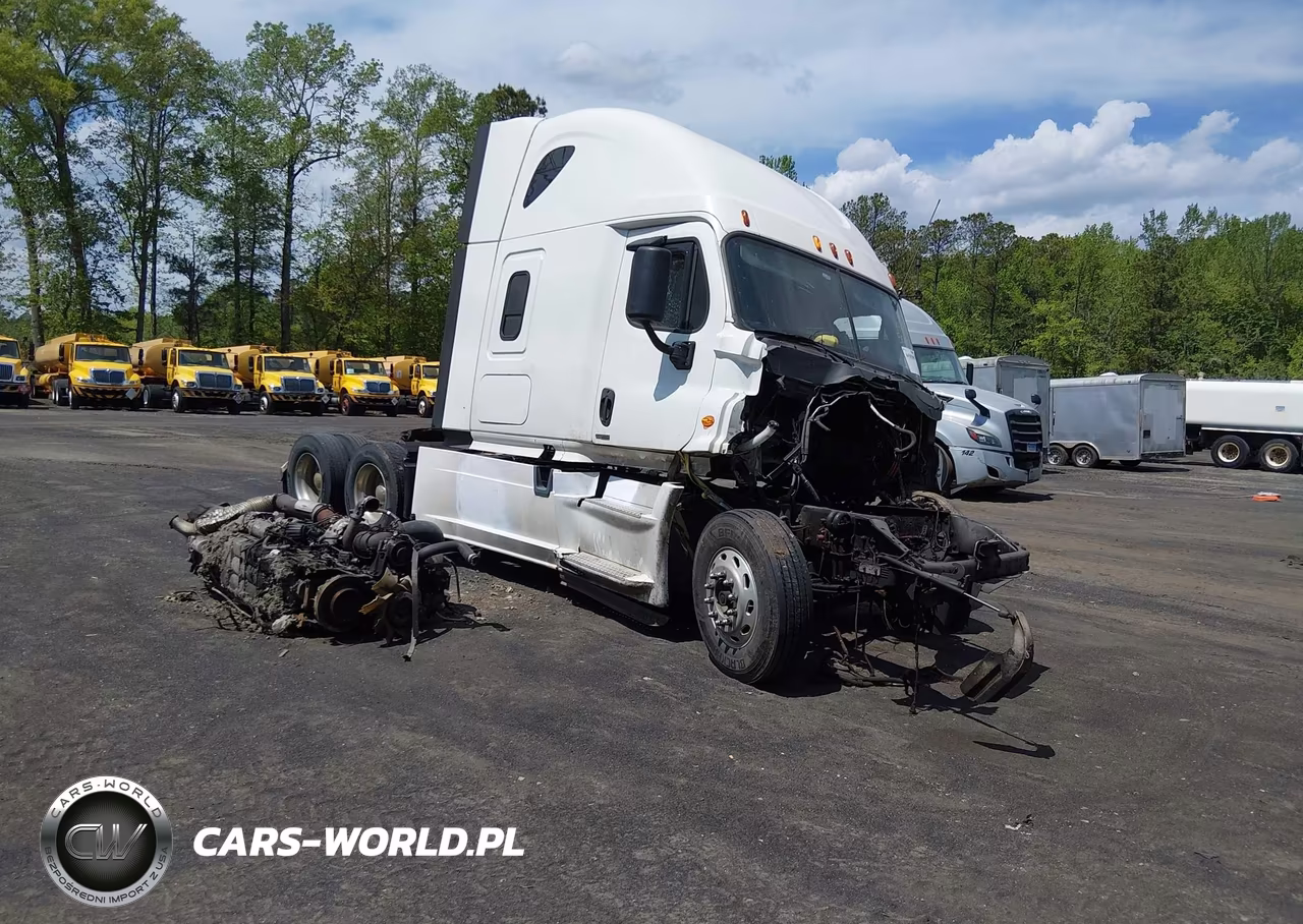 2015 Freightliner Cascadia 125