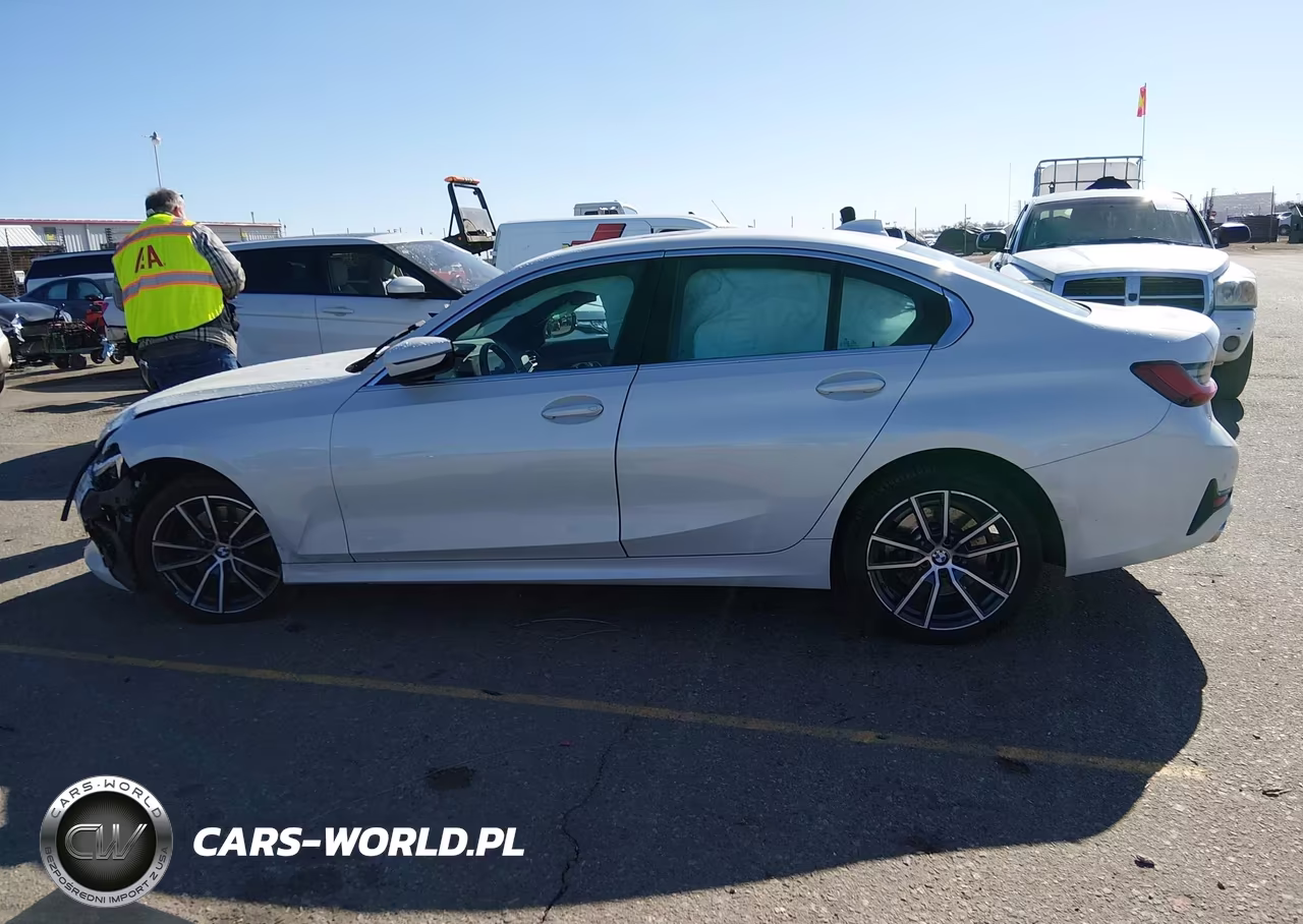 2021 BMW 330I xDrive VIN:3MW5R7J05M8C21086 - 14