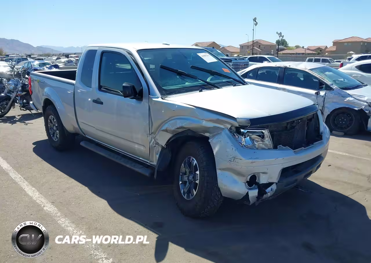 2017 Nissan Frontier Desert Runner