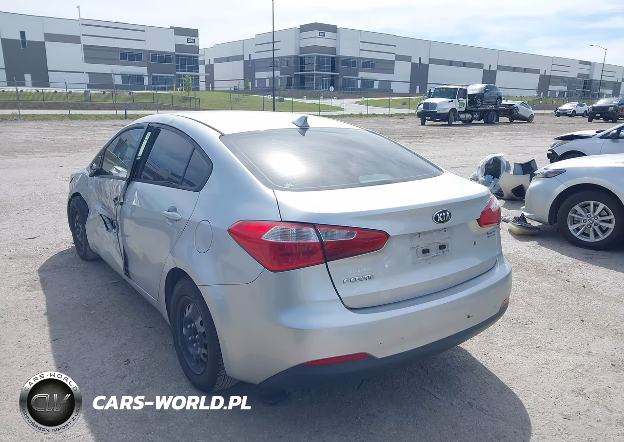 2015 Kia Forte Lx VIN:KNAFK4A63F5263946 - 3