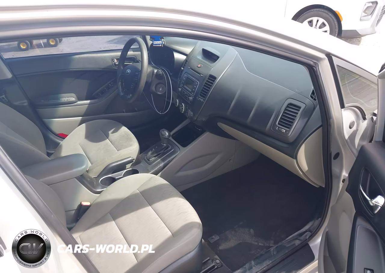 2015 Kia Forte Lx VIN:KNAFK4A63F5263946 - 5
