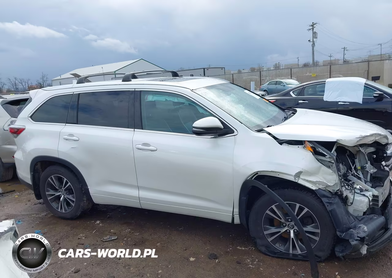 2016 Toyota Highlander Xle V6 VIN:5TDJKRFHXGS353269 - 14